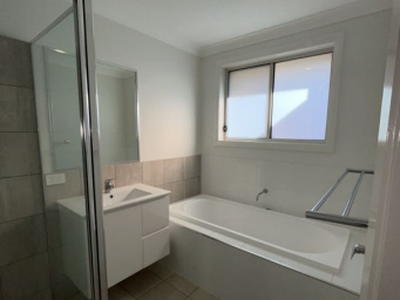 4 Graza Avenue, Dubbo