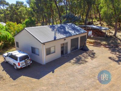 24 Bushland Close, Barwite