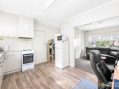 1 4 / 9 Burgess Street, Horsham