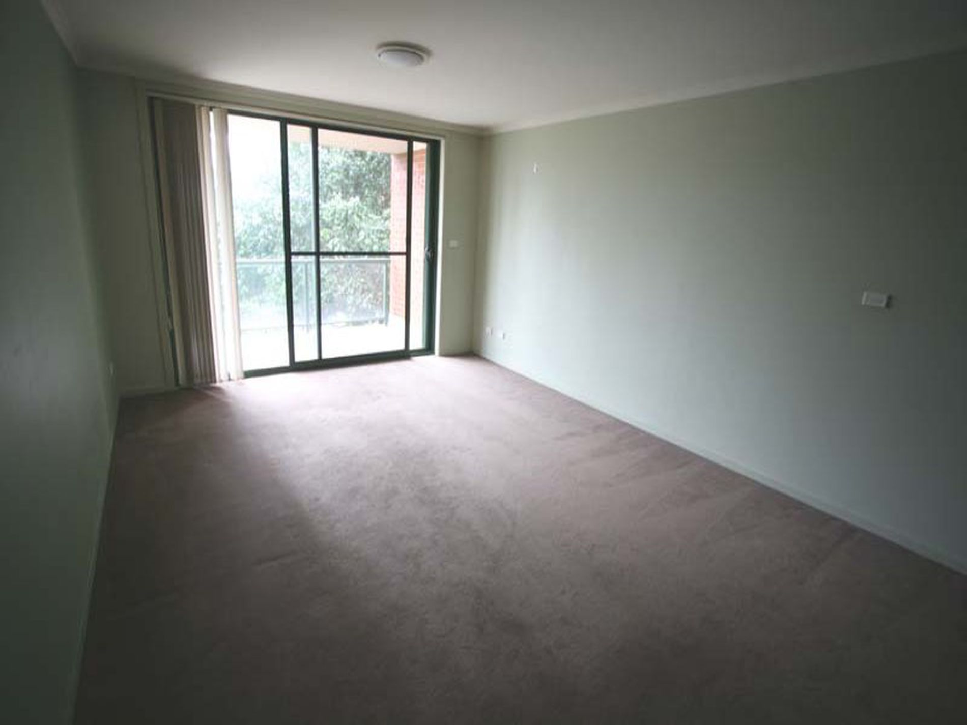 11403 / 177-219 Mitchell Road, Alexandria