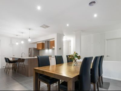 34 Prominence Boulevard, Tarneit