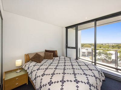 608 / 96 Bow River, Burswood