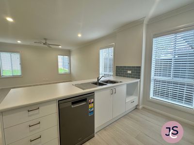 26B Blackbutt Parade, Kotara South