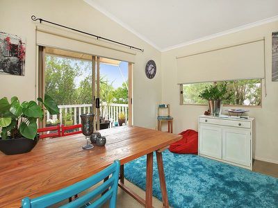 2 / 2 Sunseeker Place, Noosaville