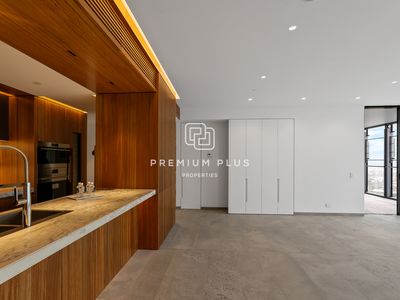 Level 67 / 2 Watermans Quay, Barangaroo