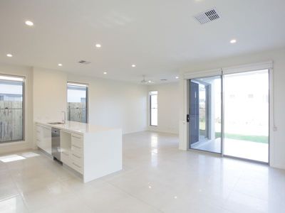 68 Hillcrest Street, Rochedale