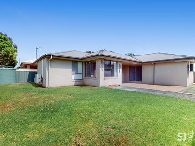 24 Lansdowne Drive, Dubbo