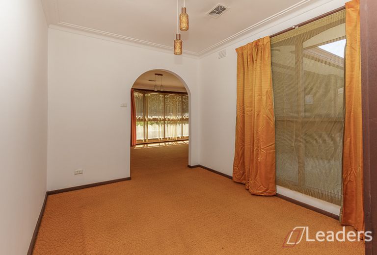 8 Griffiths Court, Mount Waverley