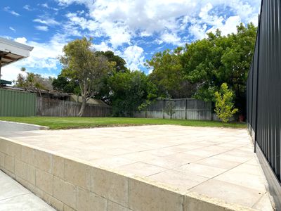 84 Safety Bay Rd, Shoalwater