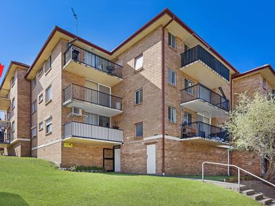 12 / 6 Eyre Street, Warrawong