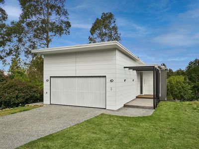 30 / 99 Brookwater Drive, Brookwater