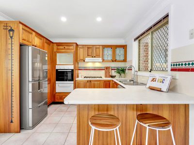 1 / 18 Fourth Avenue, Eastwood