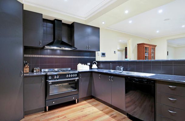 75 Royal Terrace, Craigieburn