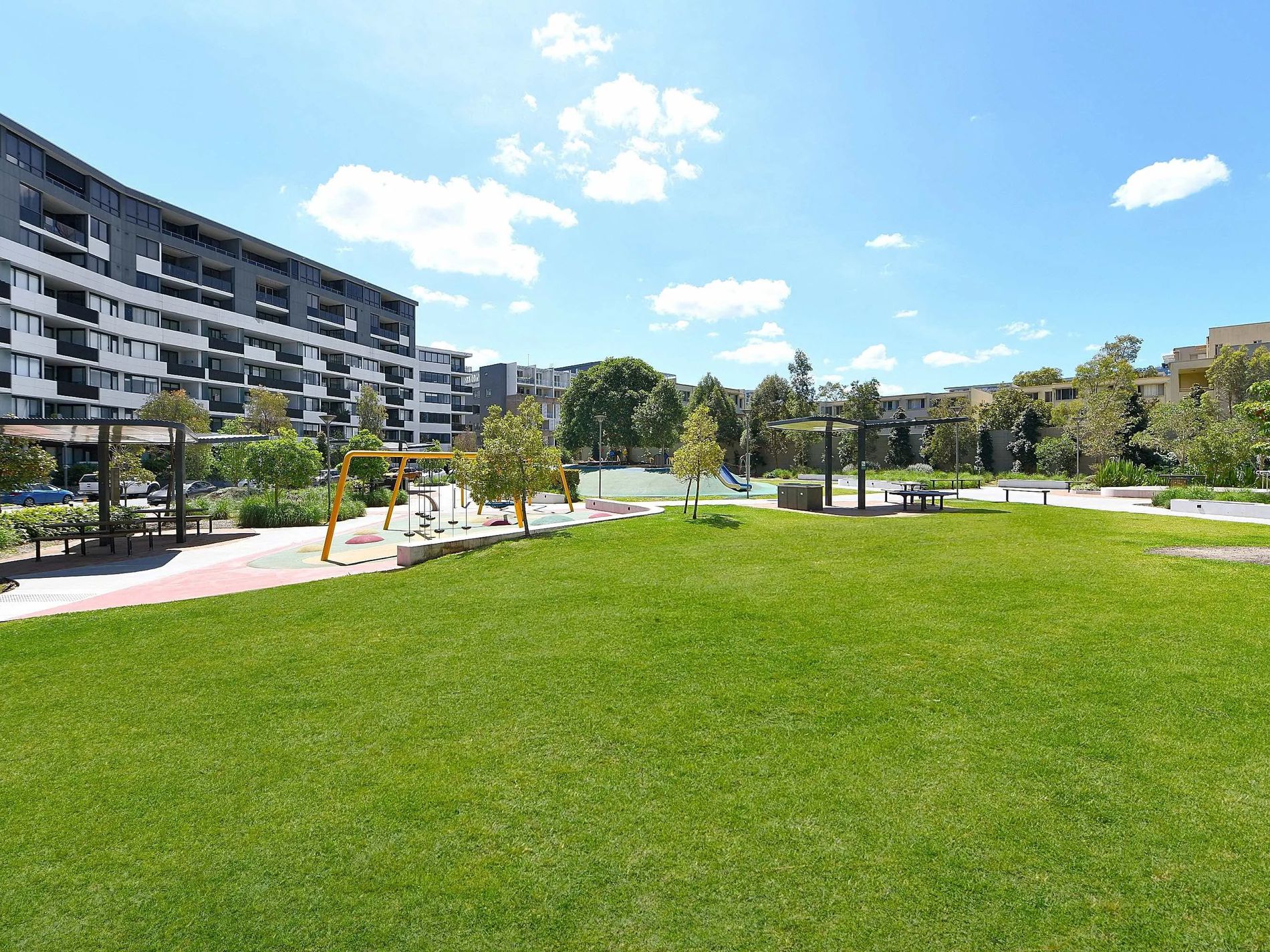 9026 / 11 Bennelong Parkway, Wentworth Point