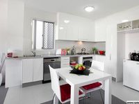 8 / 2 Campbell Street, Toowong
