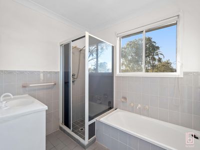 4 Richardson Road, San Remo