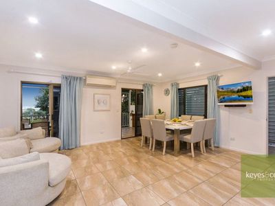 5 Woodlands Court, Castle Hill