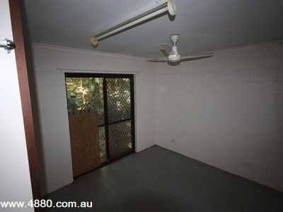 10 Meeroo Street, Kuranda