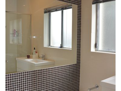 Room 3  / 11A McEwin Street, Renown Park
