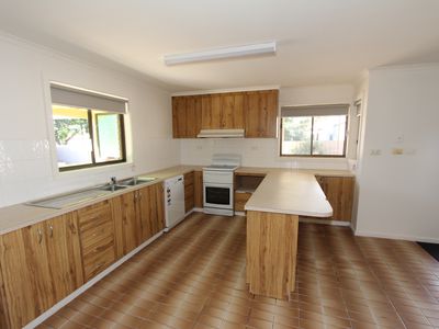 24 Ebden Street, Heathcote