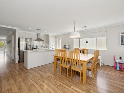 4 Fernhill Promenade, Harrisdale