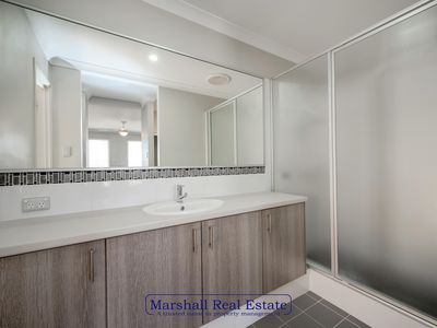 9 Columbia Crescent, Alkimos