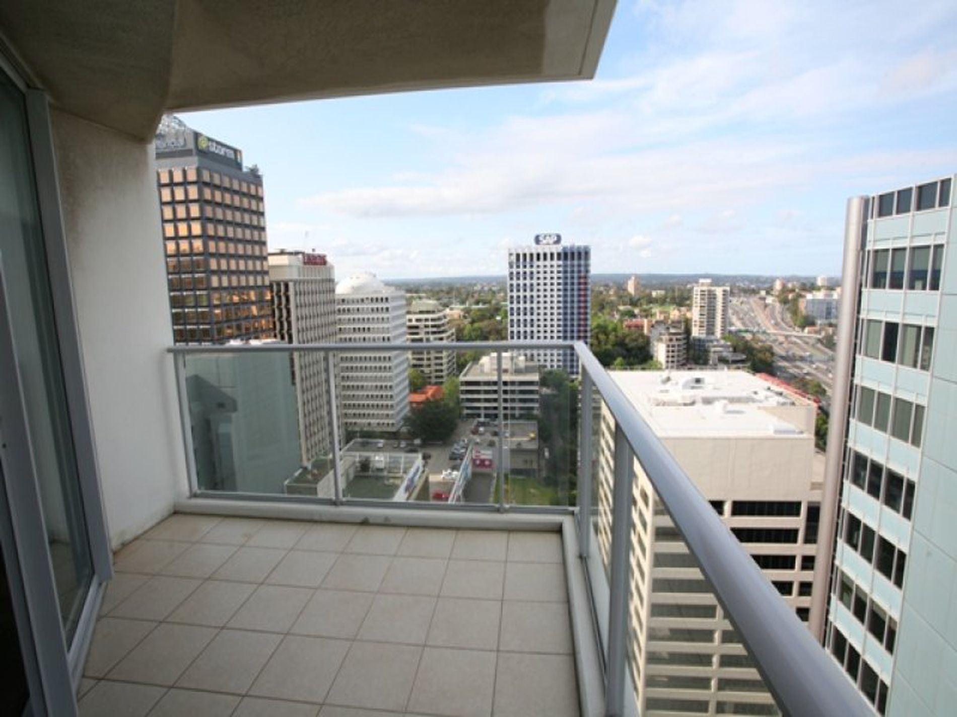 2107 / 77-81 Berry Street, North Sydney