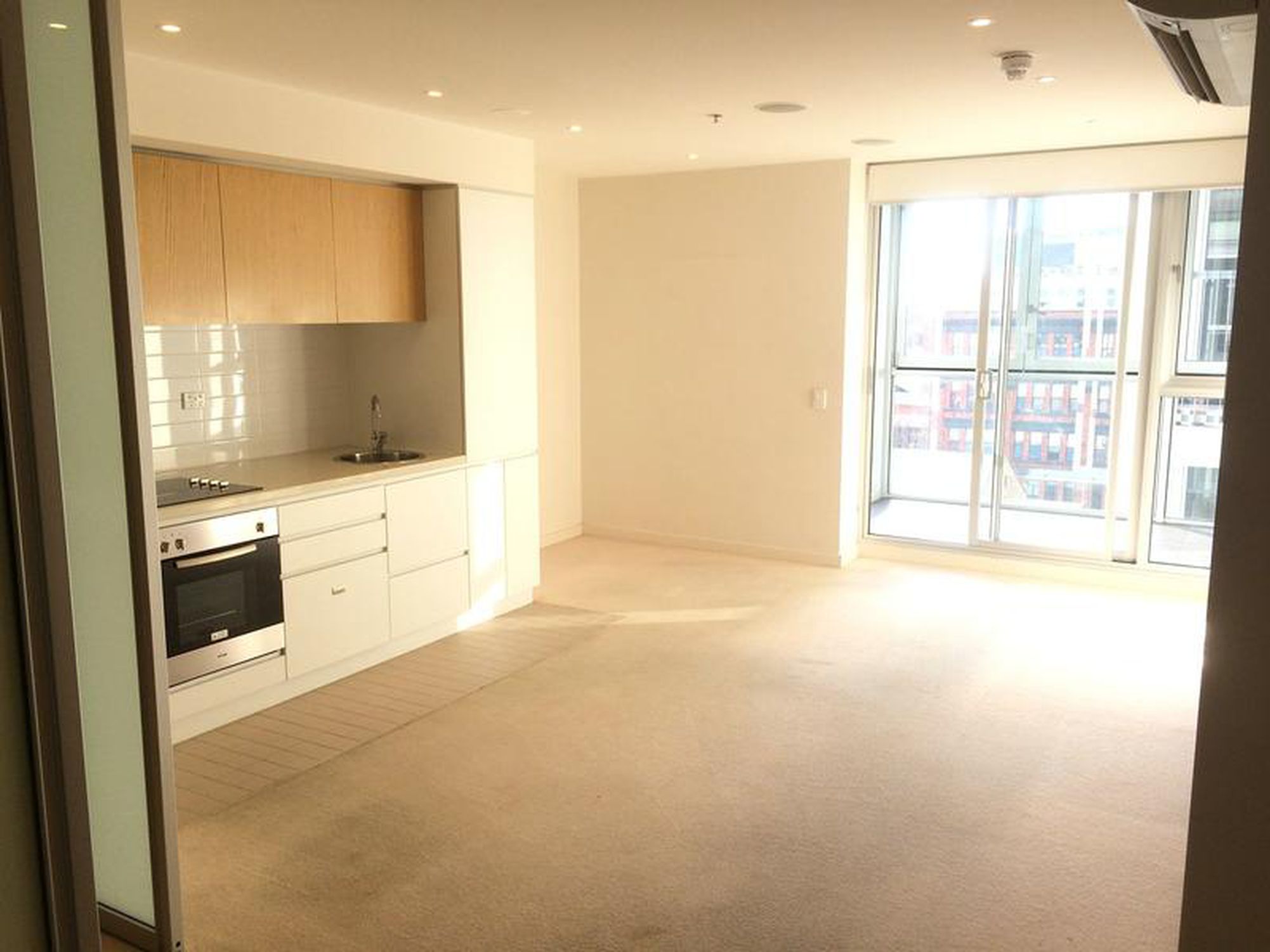 608 / 10 Balfours Way, Adelaide