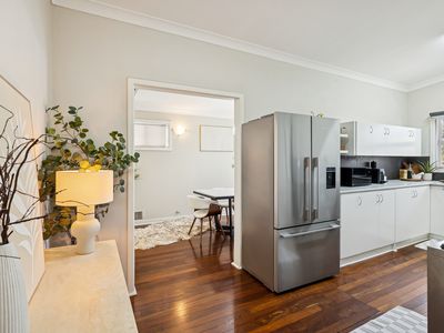 12 Drummond Street, Redcliffe