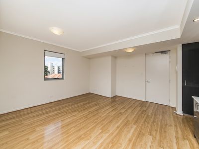 44 / 35 Wellington St, East Perth