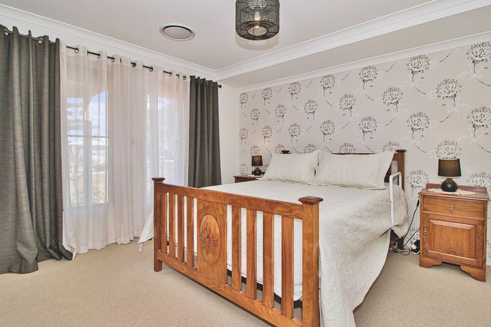74 Chelmsford Avenue , Port Kennedy