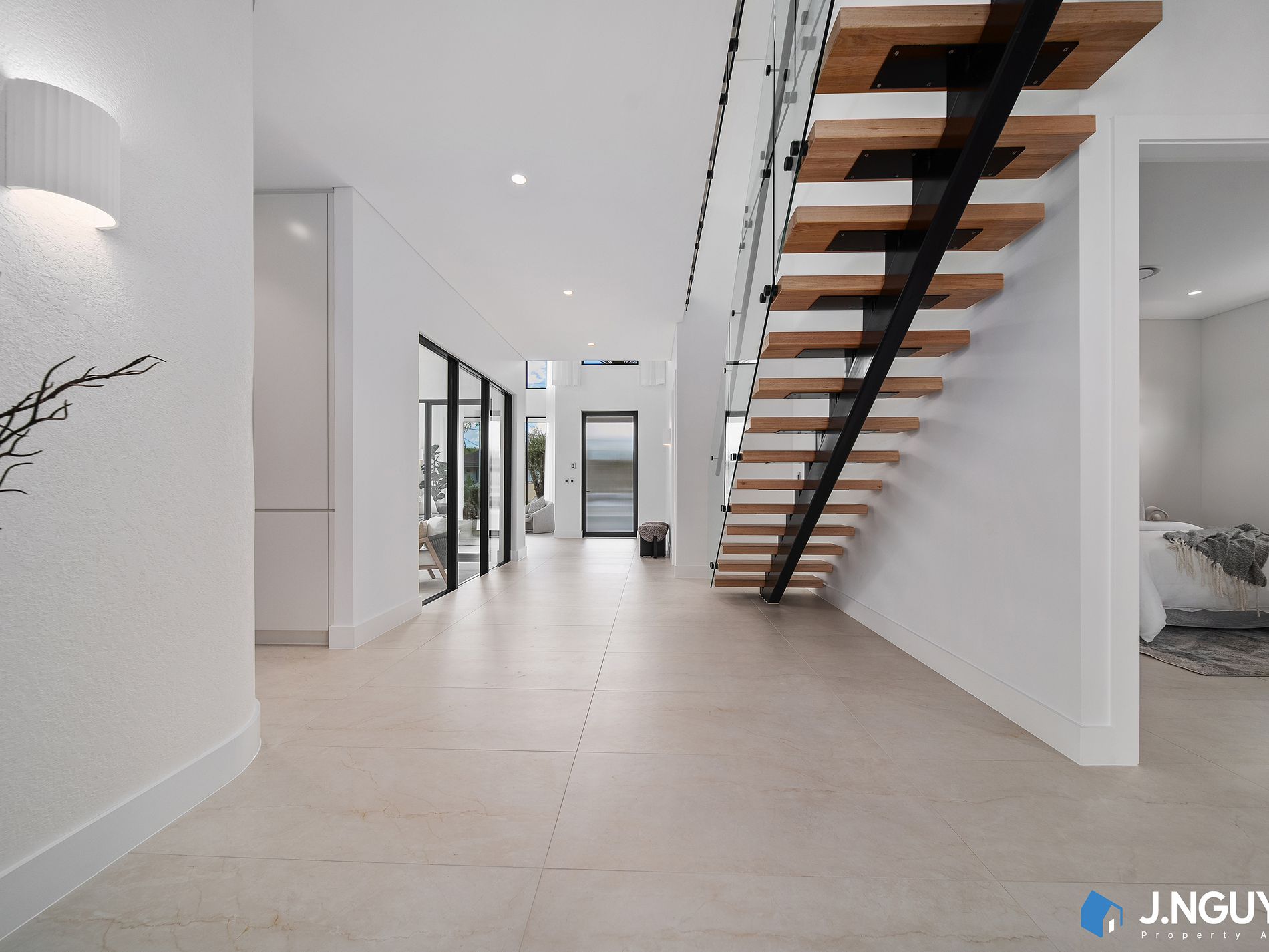 10 Benelong Avenue, Smithfield