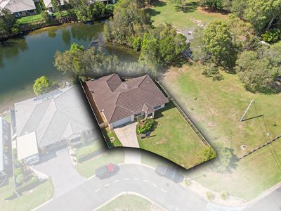 2 Coffey Court, Beachmere