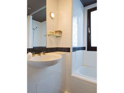 27 / 18 Springfield Avenue, Potts Point