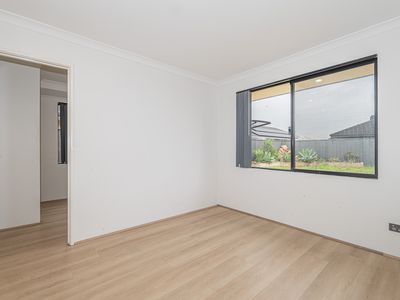 18 Ernest Way, Hilbert
