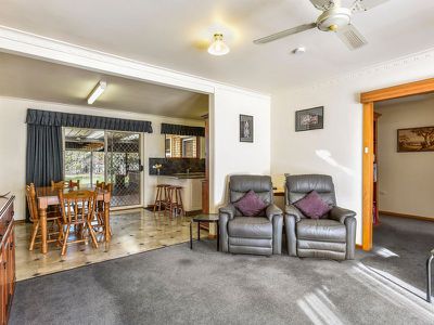 17 White Street, Millicent