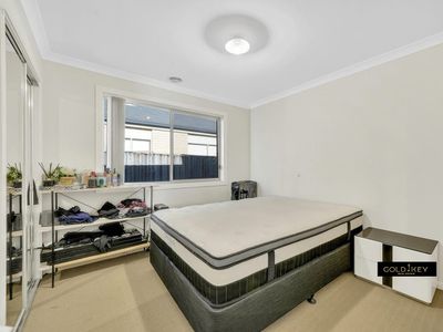 8 Isabella Way, Tarneit