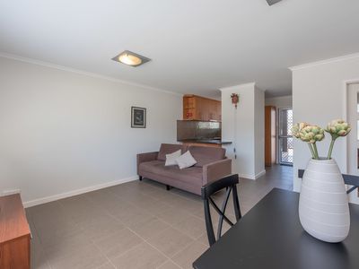 2/145-147* Cambridge Street, West Leederville