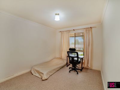 31 River Drive, Karabar