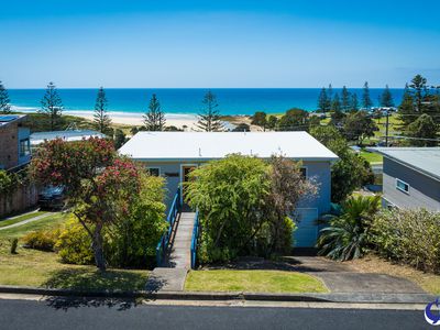 22 DULLING STREET, Dalmeny