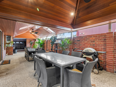 12 Carpenteria Crescent, Kenwick