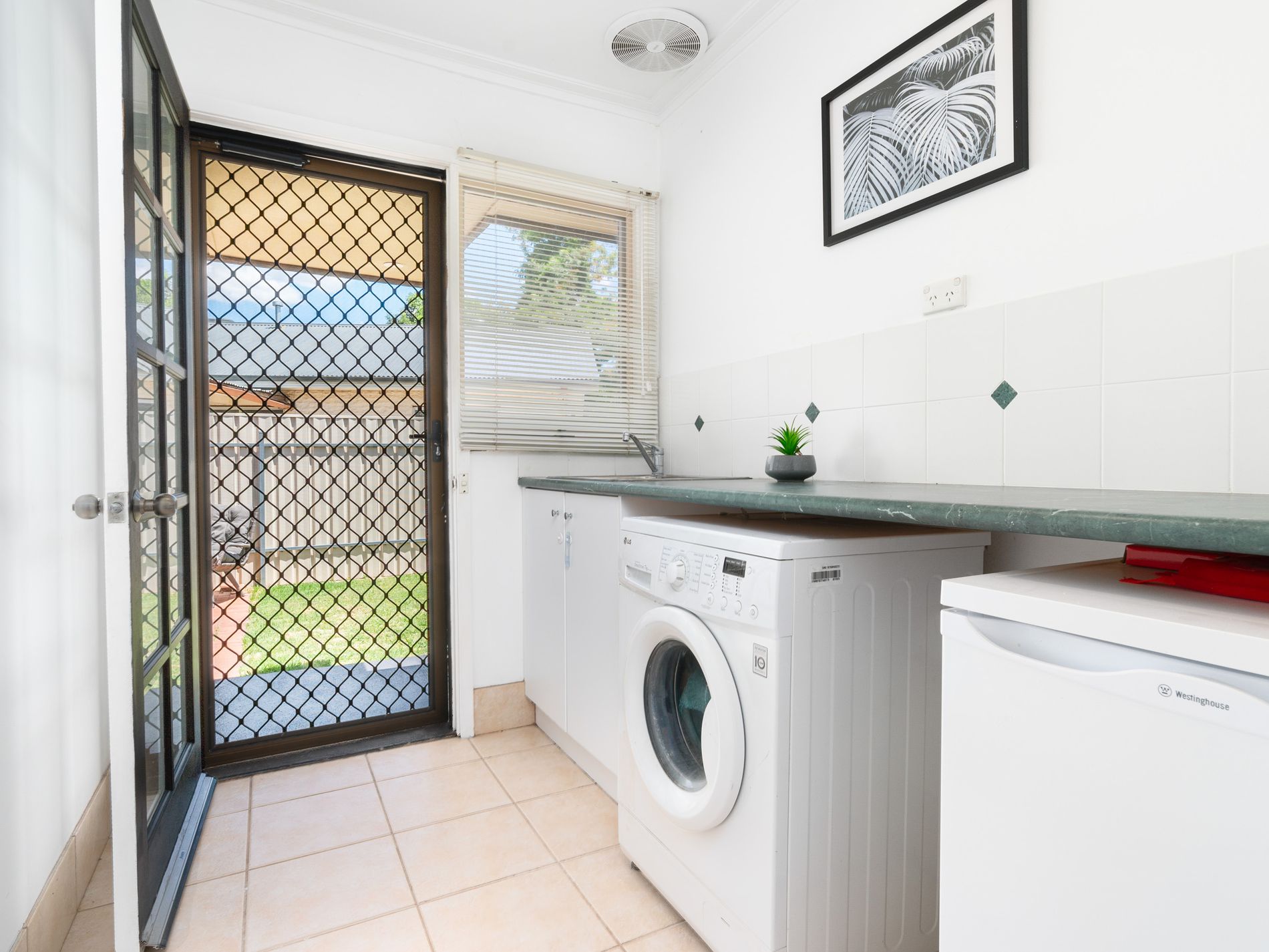 335 Beechworth Road, Wodonga