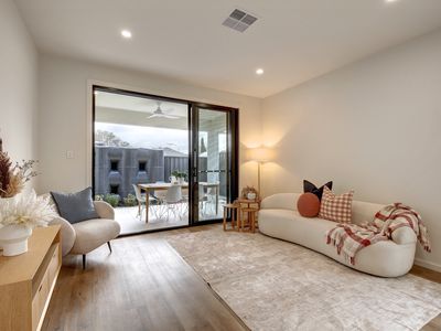 19E Sutton Avenue, Seacombe Gardens