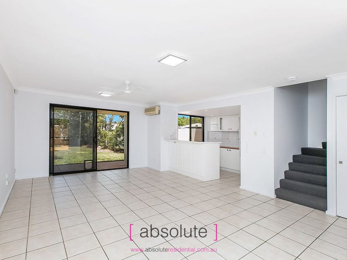 56 / 60 Caseys Road, Hope Island Absolute Estate Agents