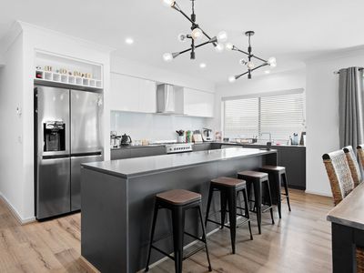3 Razorbill Terrace, Werribee