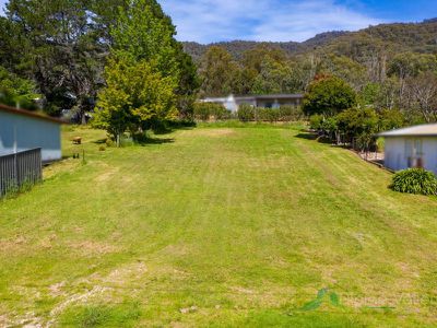 31 Kiewa Valley Highway, Tawonga South