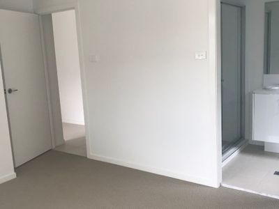 32 Wakeling Drive, Edmondson Park