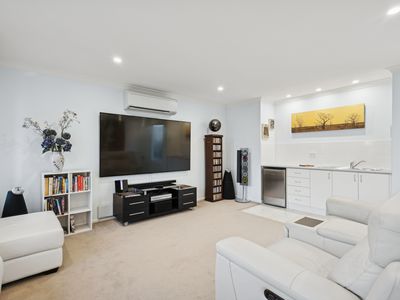 3 / 243 Labouchere Road, Como