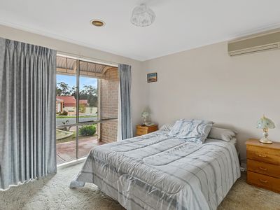 7 DOYLE CRESCENT, Seymour