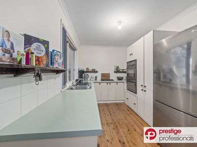 7B Wellwood Avenue, Moorebank